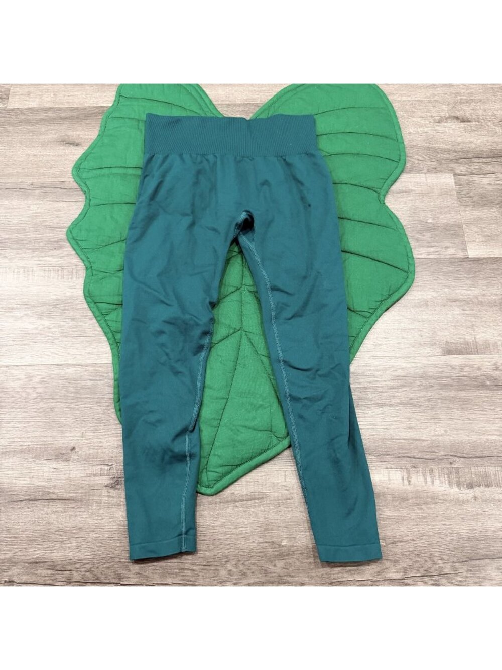 Halara Womens Medium Green Oneform Seamless Flow Mid Rise Tummy Control Leggings